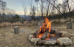 Tranquil Cabin Hideaway Near Wardensville’s Charm - Wardensville, West Virginia