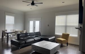 Modern Minimalist Retreat in Denver’s Premier Neighborhood - Denver, Colorado