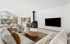 Secluded Elegance with Pool & Spa in Blairgowrie’s Coastal Haven - Blairgowrie, Australia