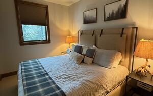 Lakefront Escape with Stunning Beaver Creek Views - Avon, Colorado