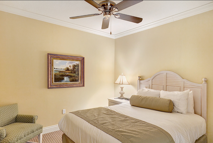 Emerald Grande at HarborWalk Village - 3 Bedroom Corner - Destin, Florida