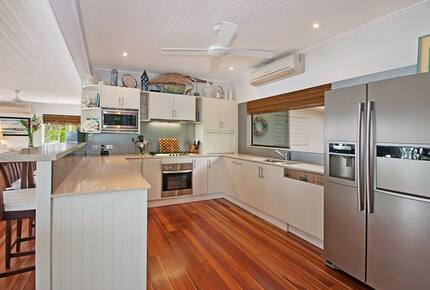 Great Barrier Reef Beach House - Port Douglas, Australia