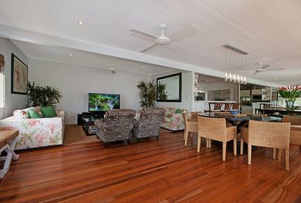 Great Barrier Reef Beach House - Port Douglas, Australia