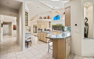 Chic Indian Wells Home with Gym and Putting Green - Indian Wells, California