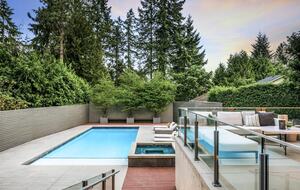 Iconic Mid-Century Modern Retreat in West Vancouver - West Vancouver, Canada