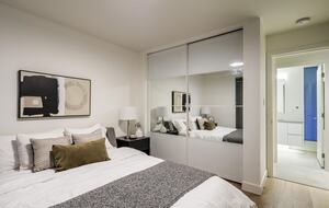 Iconic Mid-Century Modern Retreat in West Vancouver - West Vancouver, Canada