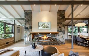 Iconic Mid-Century Modern Retreat in West Vancouver - West Vancouver, Canada