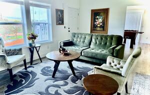 Petaluma One of a Kind Vineyard Residence - Petaluma, California