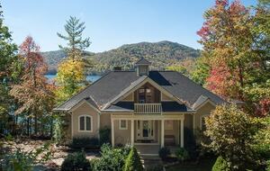 A Private Retreat on Nantahala Lake - Topton, North Carolina