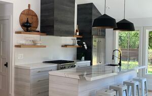 Elegant Napa Getaway with Poolside Views and Wine Country Charm - Napa, California