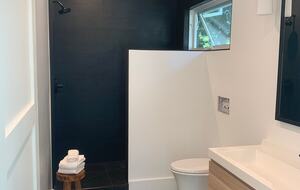 Elegant Napa Getaway with Poolside Views and Wine Country Charm - Napa, California