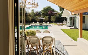 Elegant Napa Getaway with Poolside Views and Wine Country Charm - Napa, California
