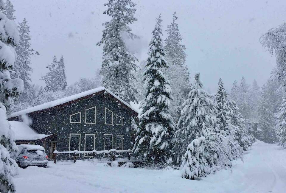 Bass Lake Escape | A Cozy Retreat Near Yosemite - Bass Lake, California