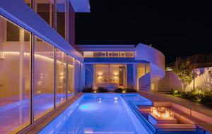 Waterfront Grandeur on the Sunshine Coast - Sunshine Coast, Australia