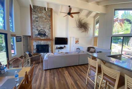 Tahoe City Family Retreat Near Outdoor Recreation - Tahoe City, California