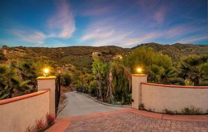 Serene Hillside Haven with Private Theater - Escondido, California