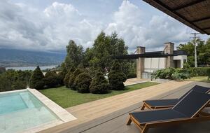 Exquisite Modern Villa with Panoramic Lake Views - Calima, Colombia