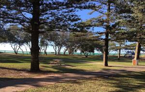 Charming Beachside Apartment in the Heart of Main Beach - Gold Coast, Australia
