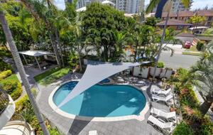 Charming Beachside Apartment in the Heart of Main Beach - Gold Coast, Australia