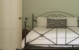 Elegant Countryside Escape with Unparalleled Natural Beauty - Jamberoo, Australia