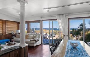 A Bayfront Ocean Beach Retreat - Ocean Beach, New York