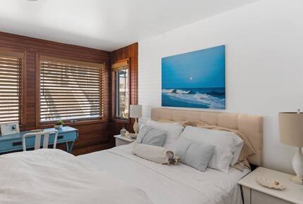 A Bayfront Ocean Beach Retreat - Ocean Beach, New York