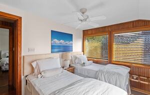 A Bayfront Ocean Beach Retreat - Ocean Beach, New York