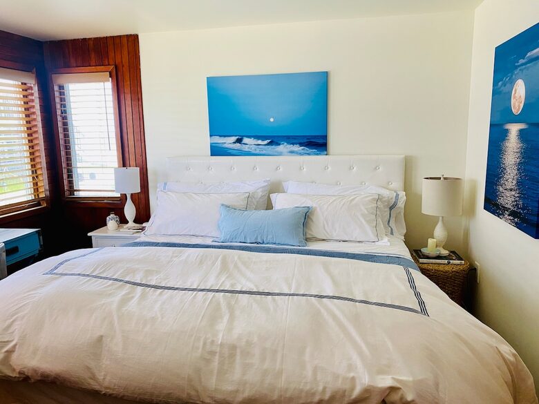 A Bayfront Ocean Beach Retreat - Ocean Beach, New York