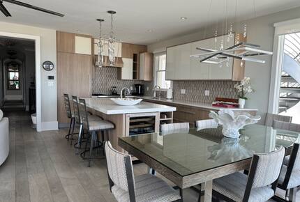 Oceanfront Elegance | A Coastal Retreat in Ocean City - Ocean City, New Jersey