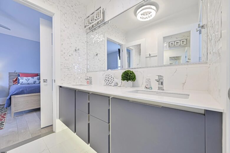 Oceanfront Elegance | A Coastal Retreat in Ocean City - Ocean City, New Jersey