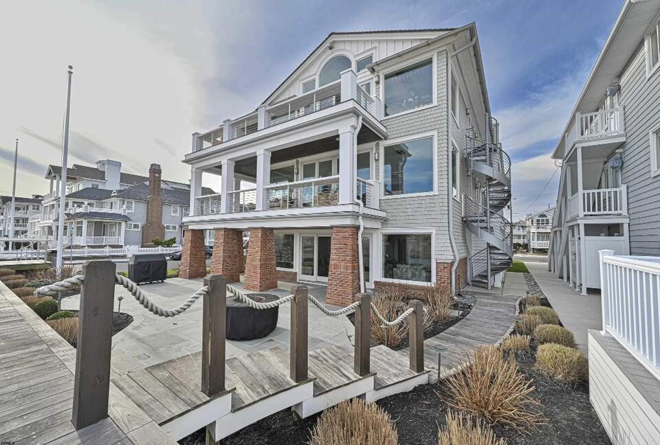 Oceanfront Elegance | A Coastal Retreat in Ocean City - Ocean City, New Jersey
