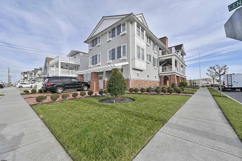 Oceanfront Elegance | A Coastal Retreat in Ocean City - Ocean City, New Jersey