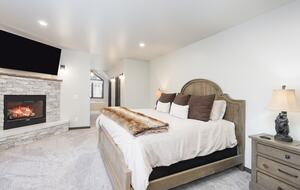 Modern Alpine Escape Just Minutes from Breckenridge - Breckenridge, Colorado