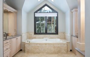 Modern Alpine Escape Just Minutes from Breckenridge - Breckenridge, Colorado