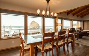 Beachfront Escape Overlooking Haystack Rock - Cannon Beach, Oregon