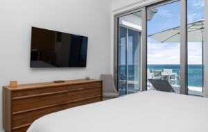 Luxury Living Above the Caribbean | Exclusive Penthouse Experience - Noord, Aruba