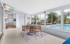 River House Retreat - Bradenton, Florida