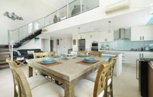 Skyline Serenity | A Two-Story Penthouse with Breathtaking Views - Darwin, Australia