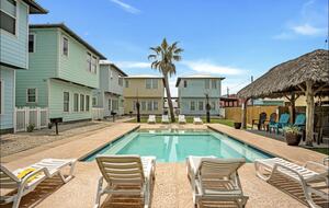 Teal by the Beach - Port Aransas, Texas