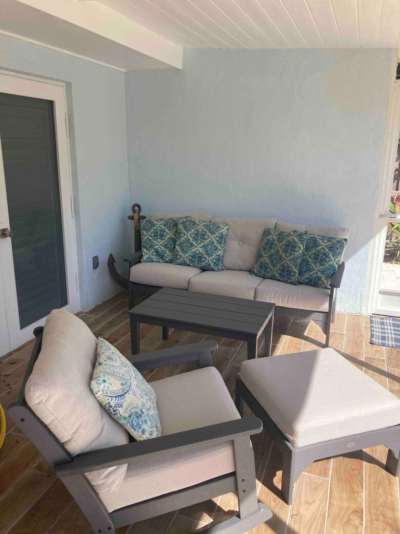 Lanai sitting area