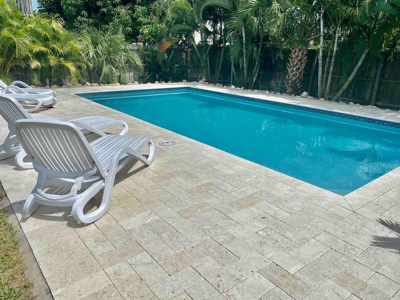Heated Saltwater Pool Cottage Near Vanderbilt Beach - Naples, Florida