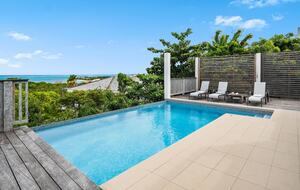 Dual pool deck for lounging