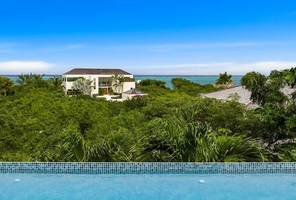 Infinity pool overlooking ocean