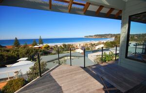 Righthand side deck area