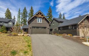 Three-Story Mountain Escape in the Heart of Suncadia - Cle Elum, Washington