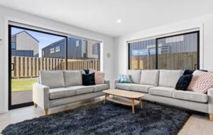 A Modern Wānaka Retreat - Wānaka, New Zealand