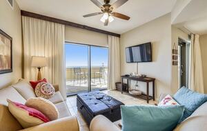 Spacious Condo with Exclusive Beach Access - Panama City Beach, Florida