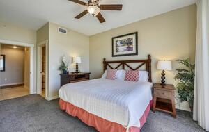 Spacious Condo with Exclusive Beach Access - Panama City Beach, Florida