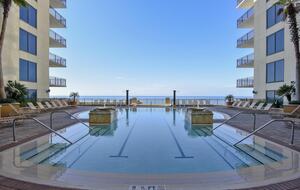 Spacious Condo with Exclusive Beach Access - Panama City Beach, Florida
