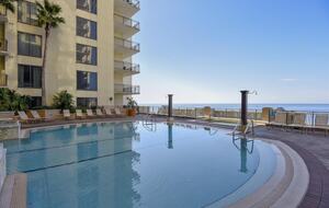 Spacious Condo with Exclusive Beach Access - Panama City Beach, Florida